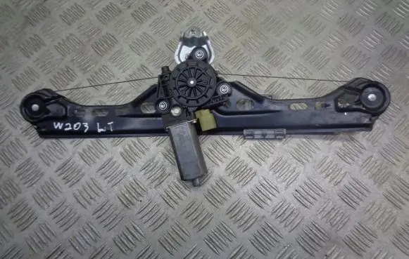 Mercedes-Benz C W203 Front door electric window regulator A2038202942