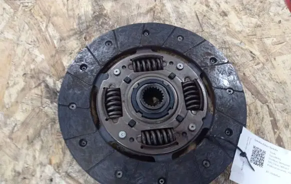 Toyota Yaris Clutch pressure plate 