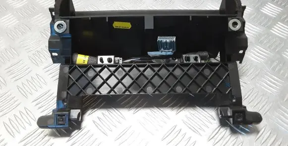 Land Rover Range Rover Sport L494 Dashboard storage box/compartment DK62045A66B DK6214B560AC