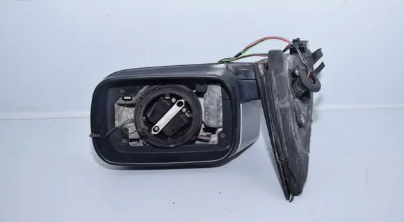 Manual wing mirror