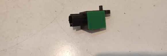 Volkswagen PASSAT B7 Airbag deployment crash/impact sensor 5N0959351B