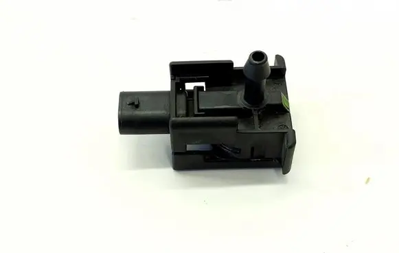 Mercedes-Benz GLA H247 Airbag deployment crash/impact sensor A2479056403