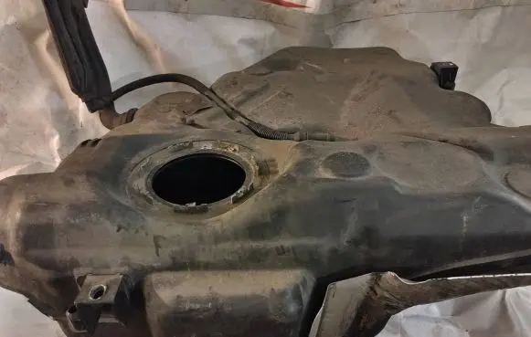 Volkswagen Golf VI Fuel tank 1K0201138