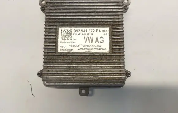 Porsche Taycan 9J1 Light module LCM
