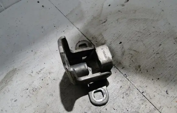 Renault Scenic II - Grand scenic II Front door upper hinge 029139