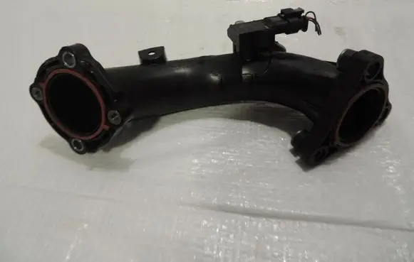 Opel Corsa F Air intake duct part 9813294880