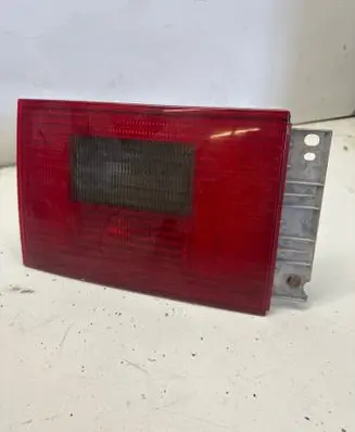 Tailgate rear/tail lights