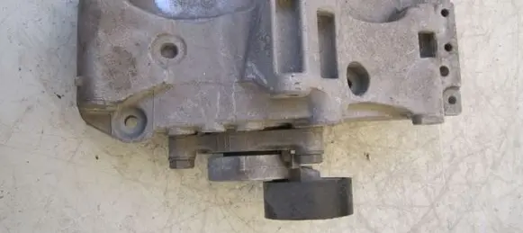 BMW 5 F10 F11 Generator/alternator bracket 7619250
