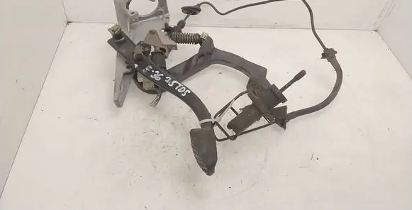 BMW 3 E36 Pedal assembly 1164843