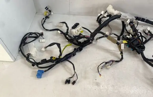 Toyota Hilux (AN120, AN130) Panel wiring 
