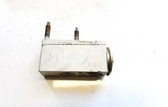 Peugeot 508 Air conditioning (A/C) expansion valve 70193112