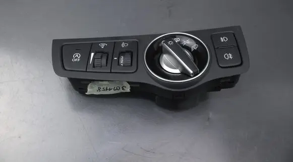 Hyundai i40 Light switch 933003Z970