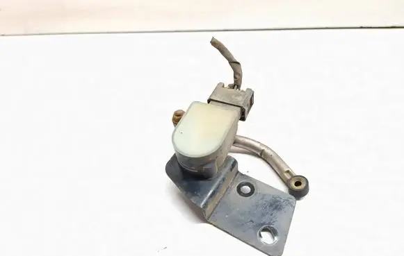Jeep Grand Cherokee Headlight/headlamp level sensor 6PM008161
