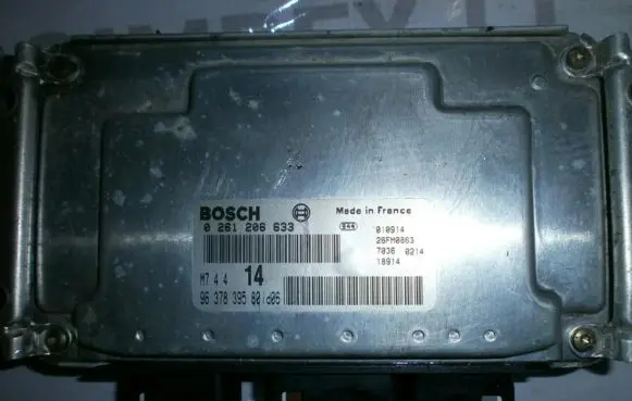 Citroen Xsara Picasso Engine control unit/module 0261206633 9637839580