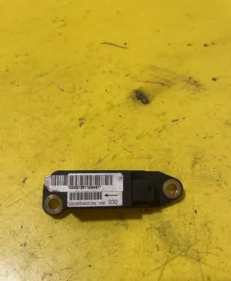 Mercedes-Benz E W211 Airbag deployment crash/impact sensor 2208204426