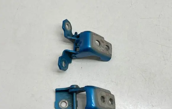 Renault Captur Front door hinge set 804000016RF