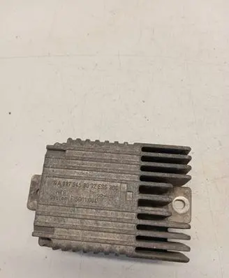 Coolant fan relay