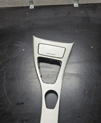 BMW 3 E90 E91 Tailgate/trunk upper cover trim 6982446