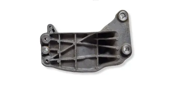 Jeep Grand Cherokee A/C compressor mount bracket VMMT013362F