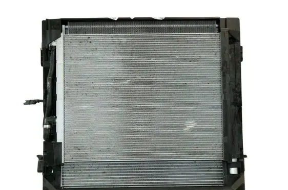 BMW X6 F16 Radiator set 17117576305 7576305 17117576273