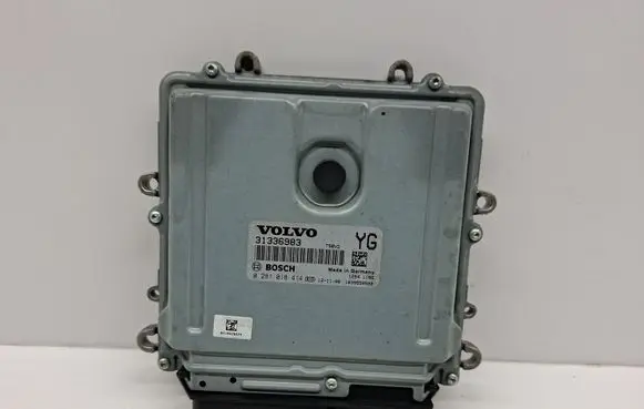 Volvo V60 Engine control unit/module 31336983