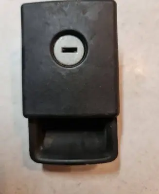 Audi 80 90 B2 Glove box lock 4A0857118B