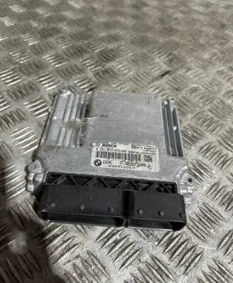 BMW 5 E60 E61 Engine ECU kit and lock set 7812500