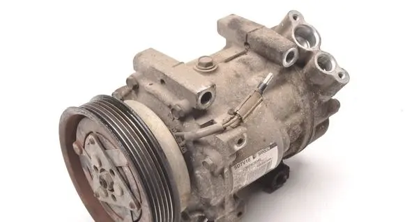 Dacia Duster Air conditioning (A/C) compressor (pump) 926006229R