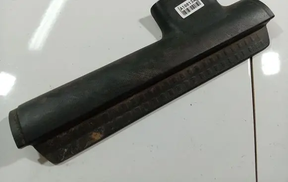 Suzuki Swift I Front sill trim cover 7616163J0 76161-63J0