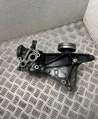 Audi A5 8T 8F Generator/alternator bracket 06h903143e