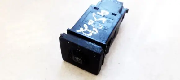 Volkswagen Golf III Windscreen/window heater switch 1H6959821