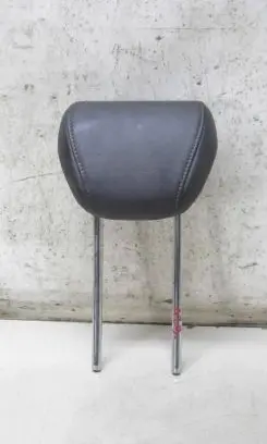 Ford Kuga II Rear seat headrest 