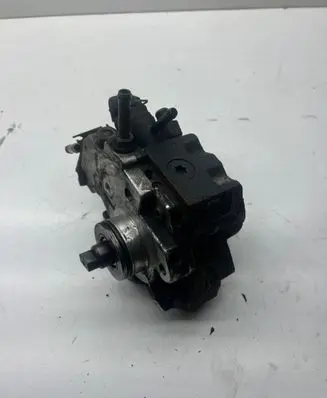 Toyota Yaris Fuel injection high pressure pump 2210033010