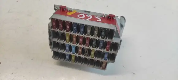Volvo S60 Fuse box set 9162439