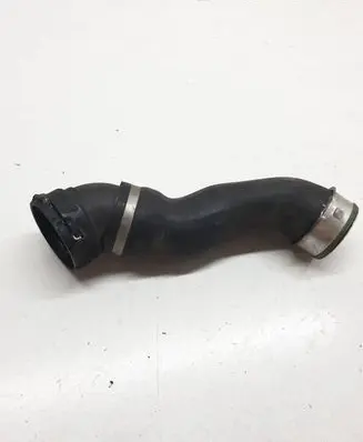 BMW 5 E60 E61 Intercooler hose/pipe 10305924