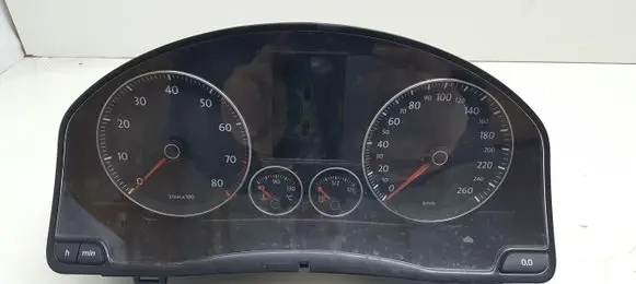 Volkswagen Golf V Speedometer (instrument cluster) 1K0920874