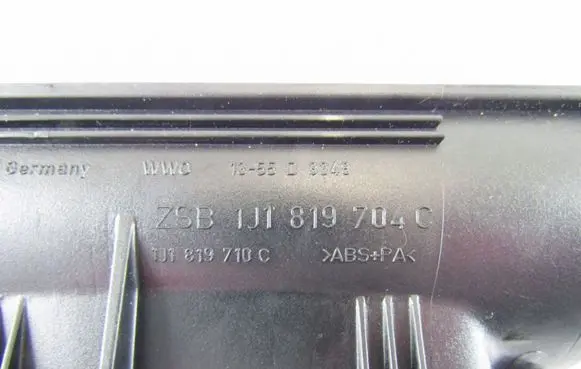 Volkswagen Golf IV Dash center air vent grill 1J1819704C