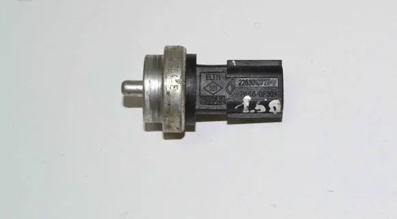 Mercedes-Benz A W176 Other devices 7700110664