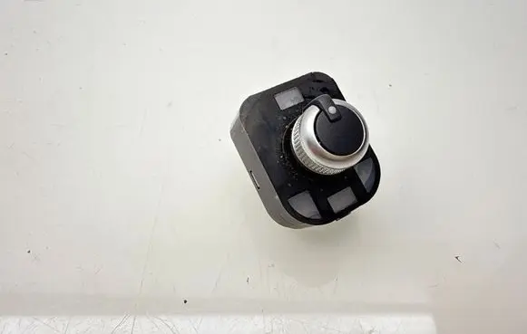 Audi A3 S3 8V Wing mirror switch 8V0959565M