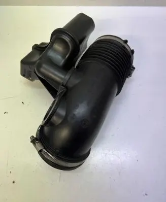 Intake resonator
