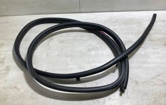 Nissan Micra K14 Rear door rubber seal (on body) 
