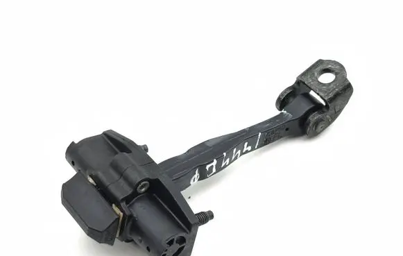 Volvo V60 Front door check strap stopper 31479059