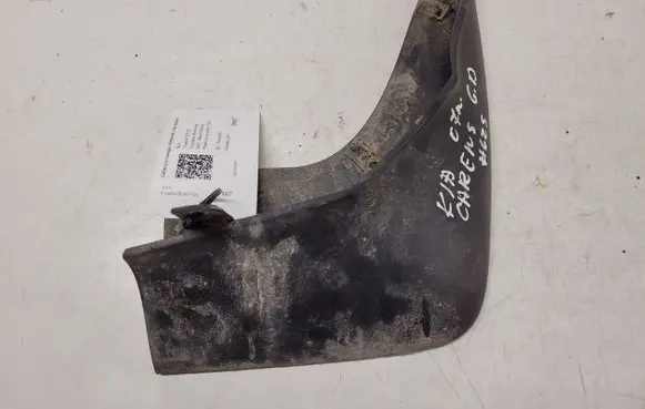 KIA Carens I Rear mudguard 
