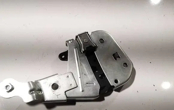 Honda FR-V Seat back rest lock catch 