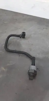 BMW M5 F90 Breather/breather pipe/hose 7636149