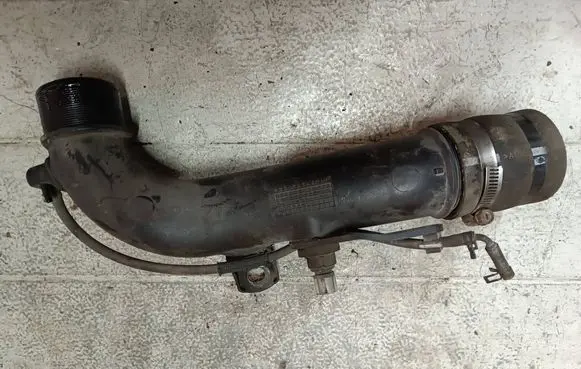 Toyota Avensis T250 Intercooler hose/pipe 17362