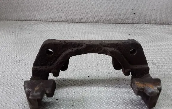BMW 5 E60 E61 Front Brake Caliper Pad/Carrier 