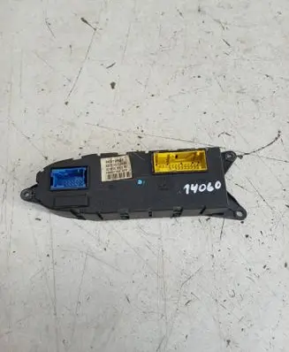 Peugeot 607 Door control unit/module 9633120680 501135110040