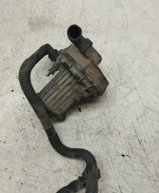 Volkswagen PASSAT B5.5 Secondary air pump 06A959253B 3B0906613 72273803