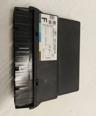 Ford Focus Comfort/convenience module 1S7T15K600FB 5WK48730C